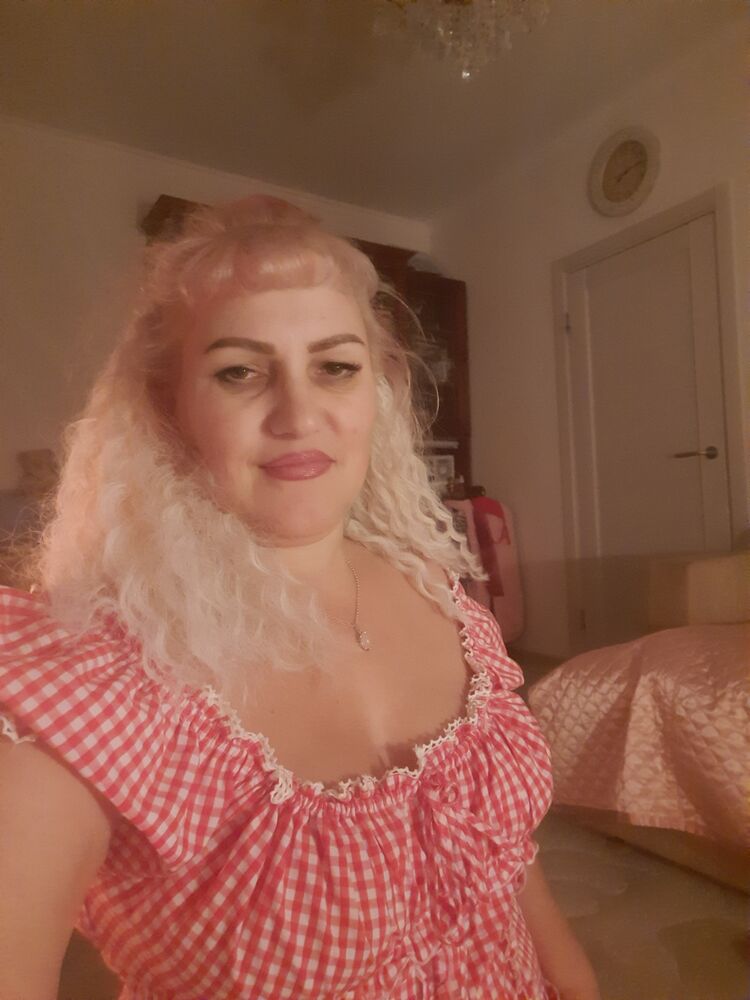  54676560  ANNA, 49 ,    