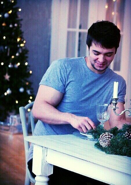  20539400  Kirill, 35 ,    