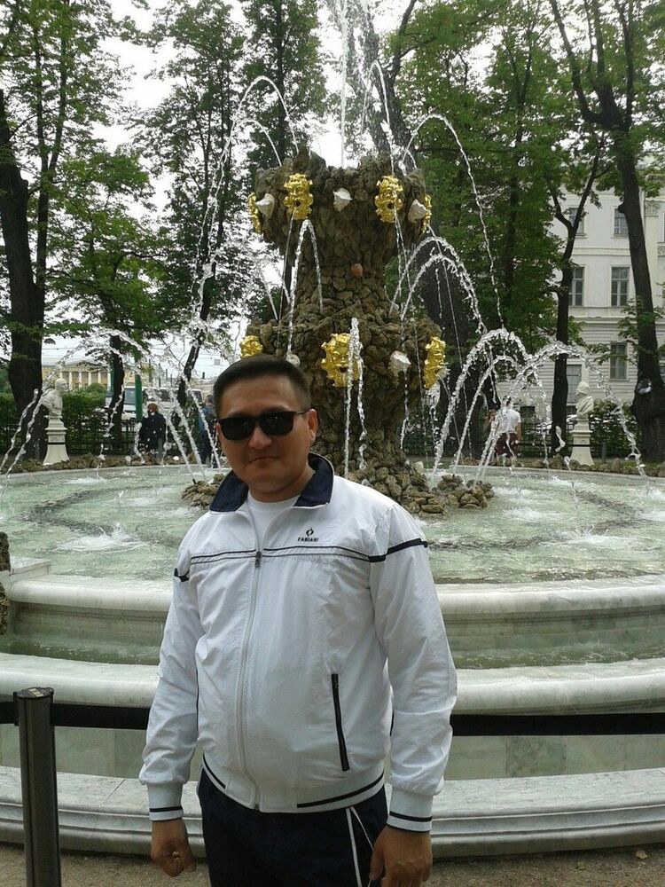  8593780  Nurzhan, 43 ,    
