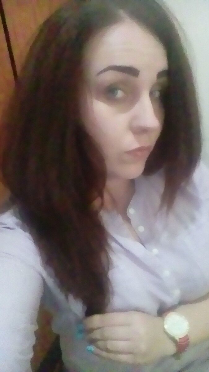  13712610  Viktoriia, 32 ,    