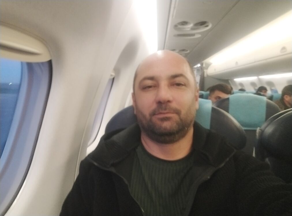  --,   Murad, 34 ,   ,   