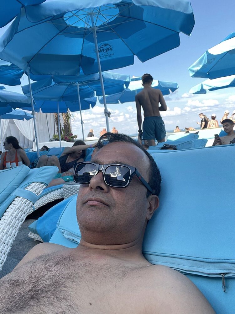  39945360  Zafar, 42 ,    Malmoe