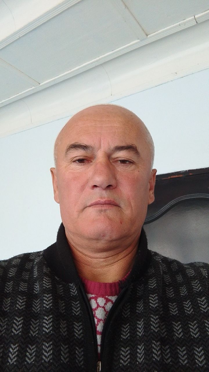  47049260  Rustam, 54 ,    