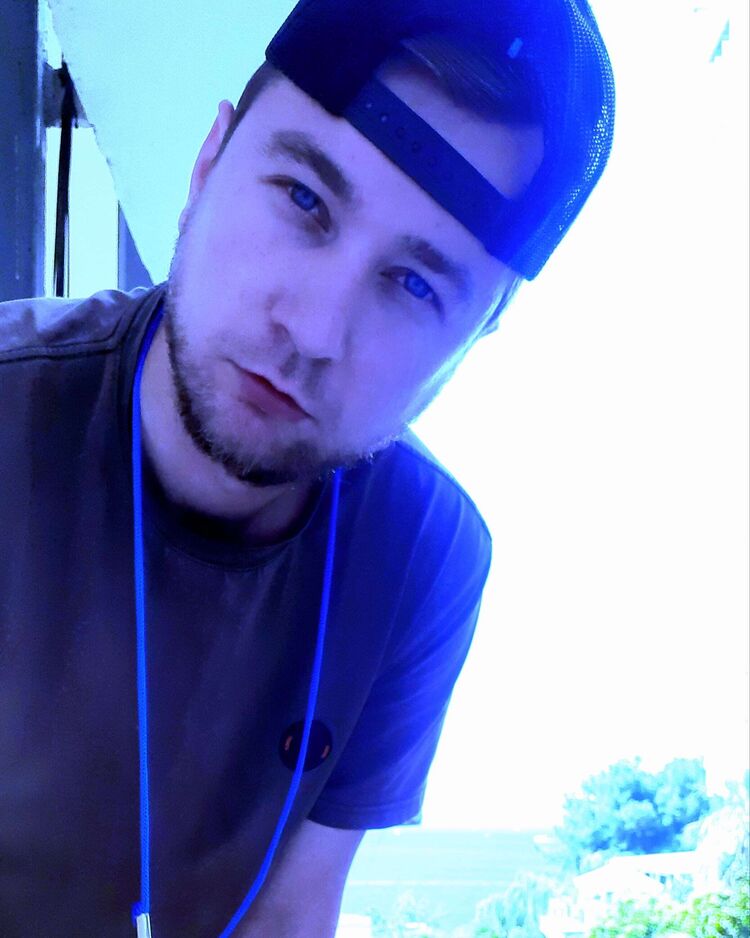 ���� 25470410 ������� Den, 33 ����, ���� ���������� � ����������