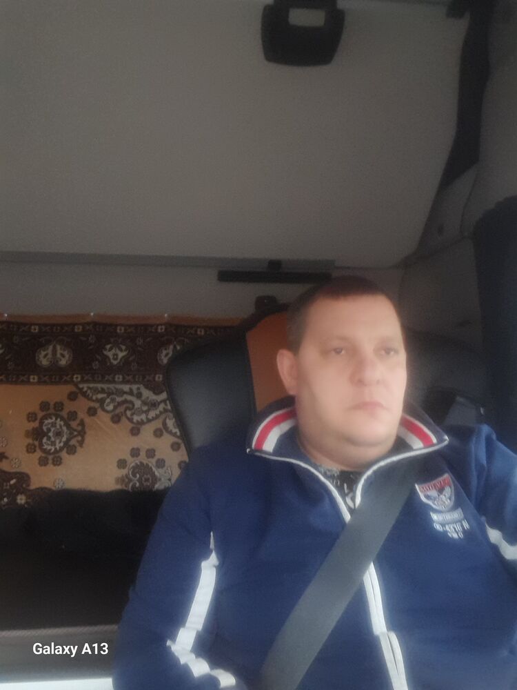  48570860  , 40 ,    