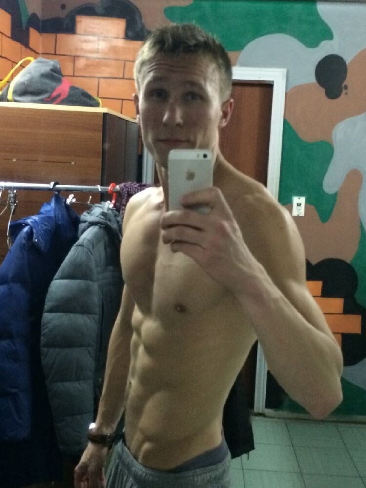  30458950  Alexey, 32 ,    
