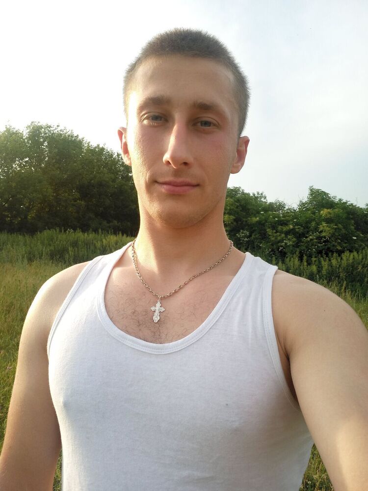  29352970  Kirill, 26 ,    