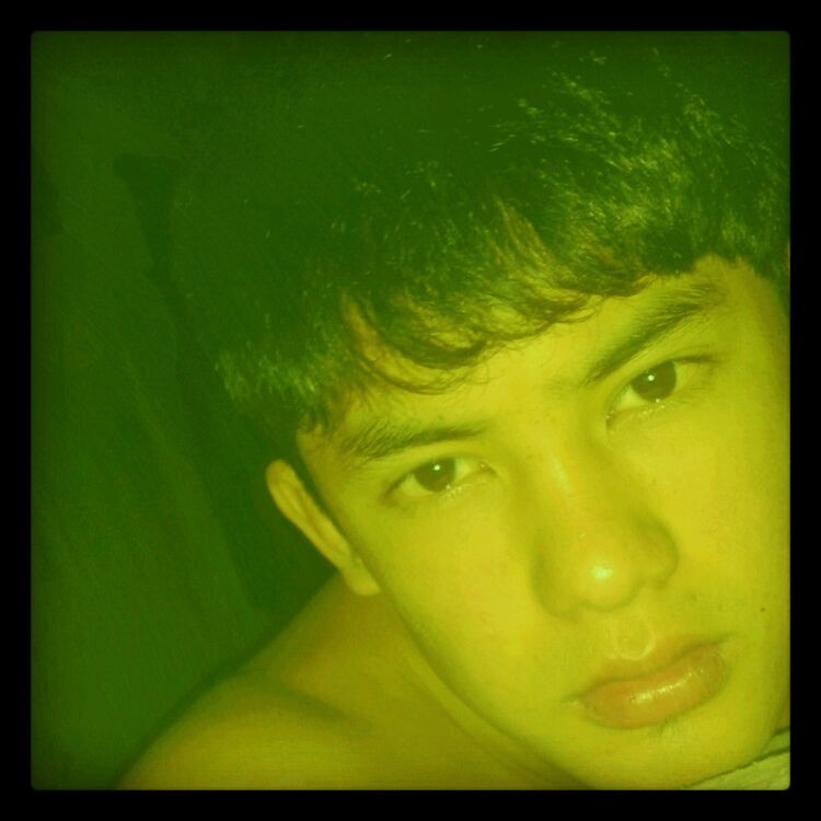  4303710  Alone, 31 ,    