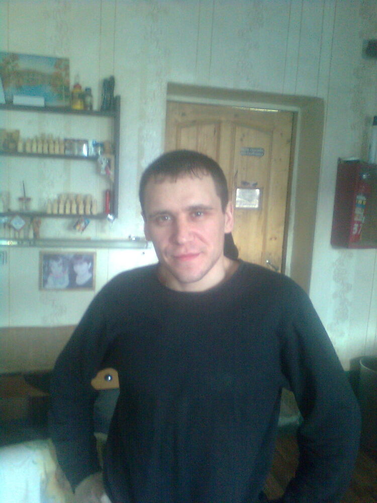  ,   Igor, 37 ,   