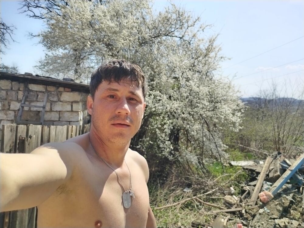 48145980  , 37 ,    