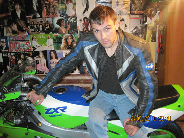 ���� 4034120 ������� Yecenii, 42 ����, ���� ���������� � ������