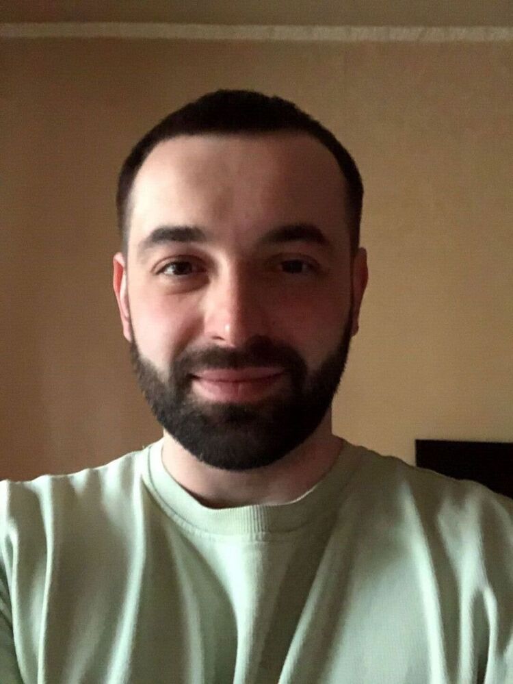  ,   Nico, 31 ,   ,   