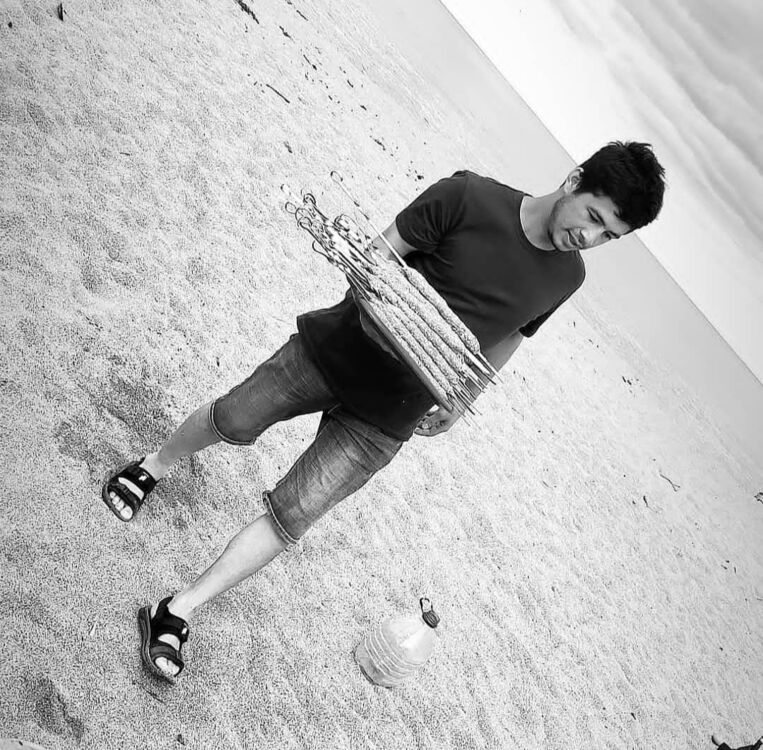  29883630  Ilxom, 29 ,    -