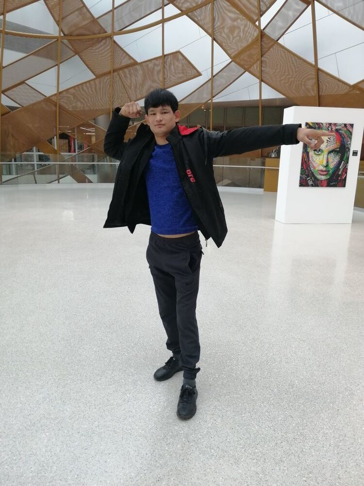  19174250  Shoxa, 33 ,    