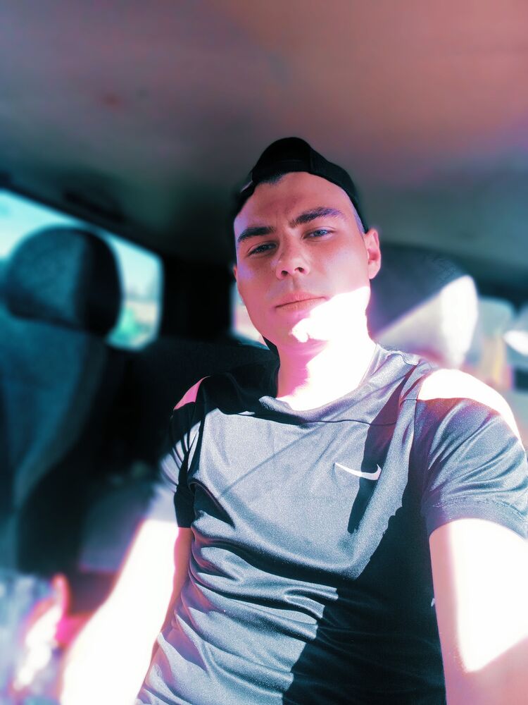  ,   Ivan, 23 ,   ,   