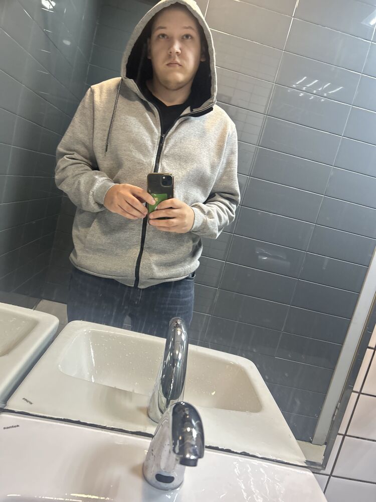  46899190  , 27 ,    