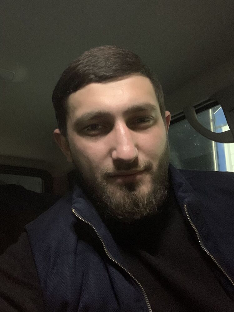  33142860  , 27 ,    