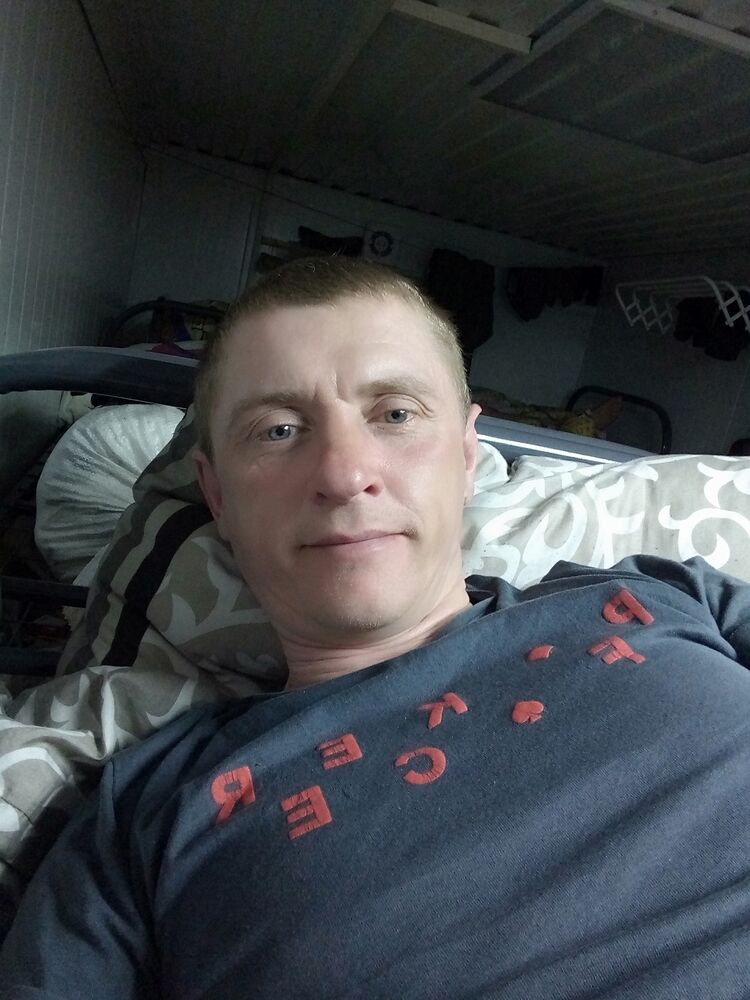  ,   Victor, 42 ,     , c 
