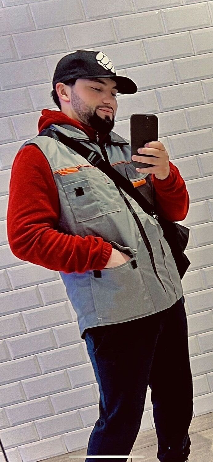  41025270  , 39 ,    