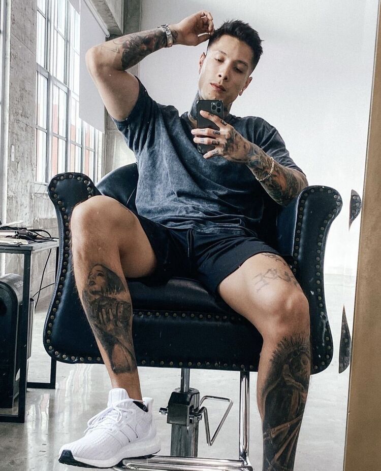  27866240  KRIS, 26 ,    