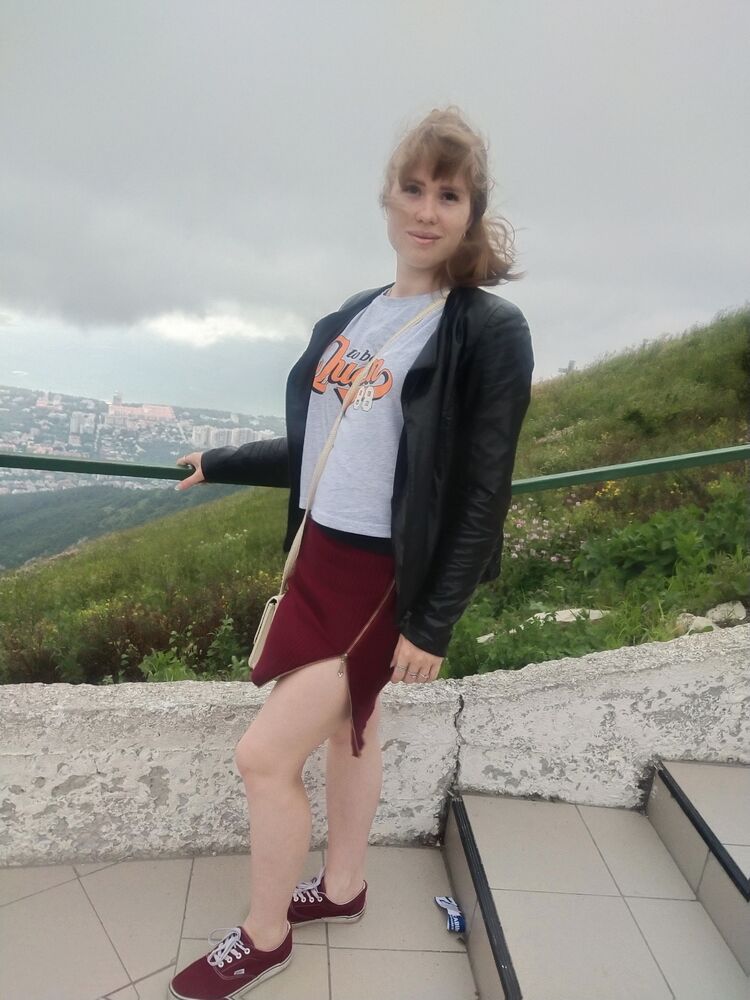  44116810  Katya, 26 ,     