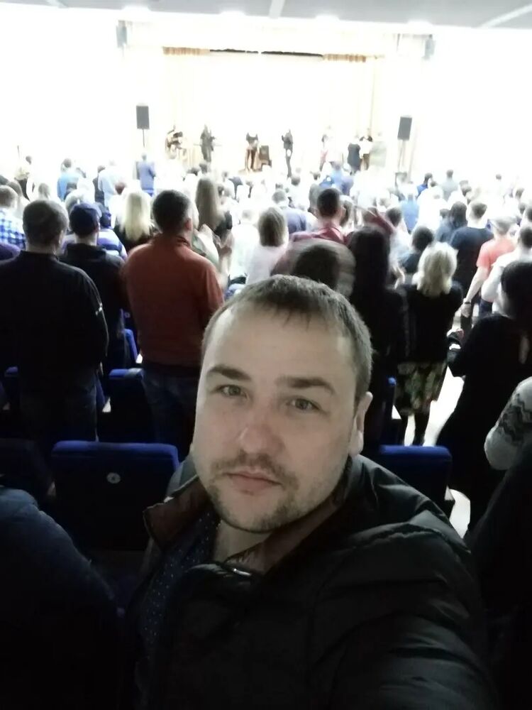  30751330  Alexey, 39 ,    