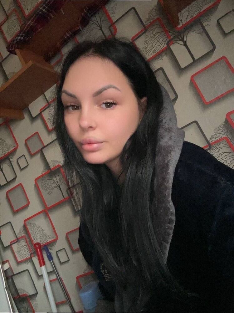  53988140  , 31 ,    Frankfurt Am Main