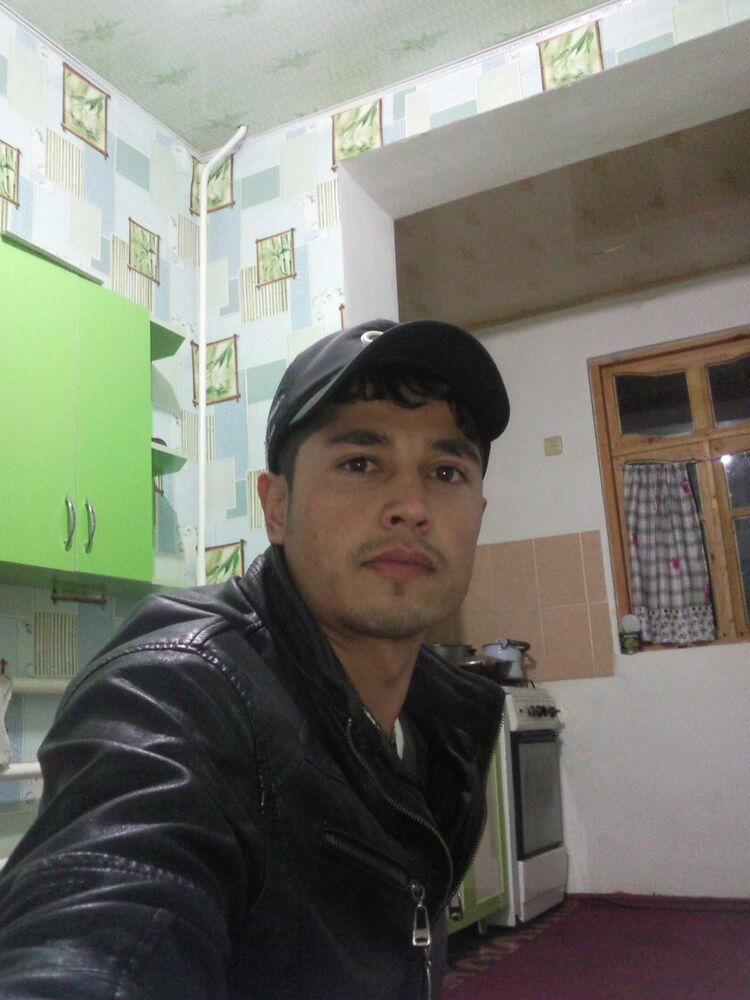  ,   Sirojiddin, 32 ,   ,   , c 