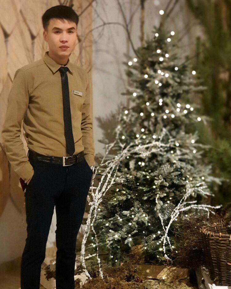  38815000  Khanikkg, 32 ,    