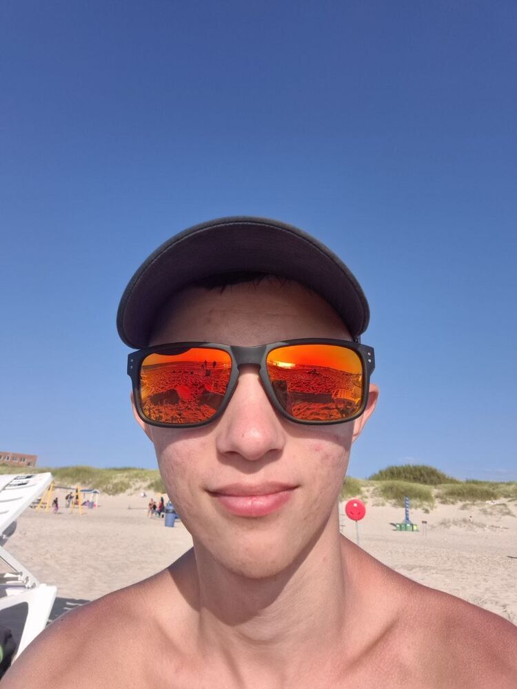  ,   Evaldas, 20 ,   ,   , c , 