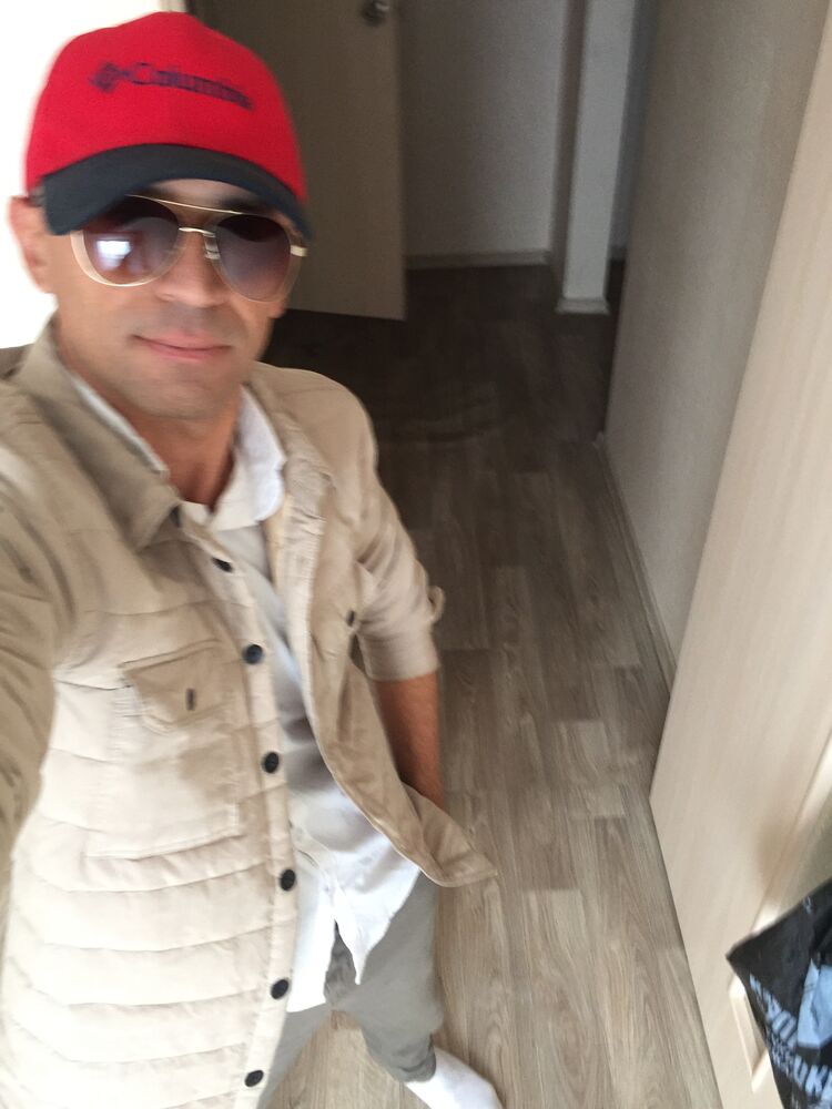  ,   Rustam, 44 ,   ,   , c 