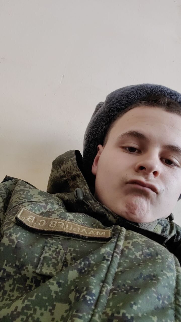  42496530  , 21 ,    