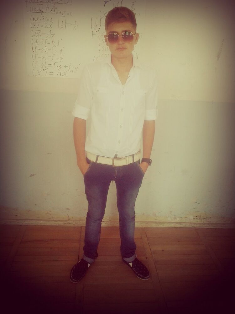  ,   Mish, 28 ,   ,   , c 