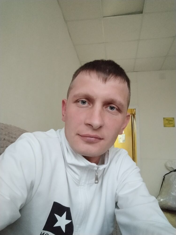  51877270  Dmitriy, 35 ,    