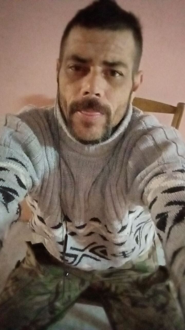  ,   Djekson, 43 ,   ,   , c 