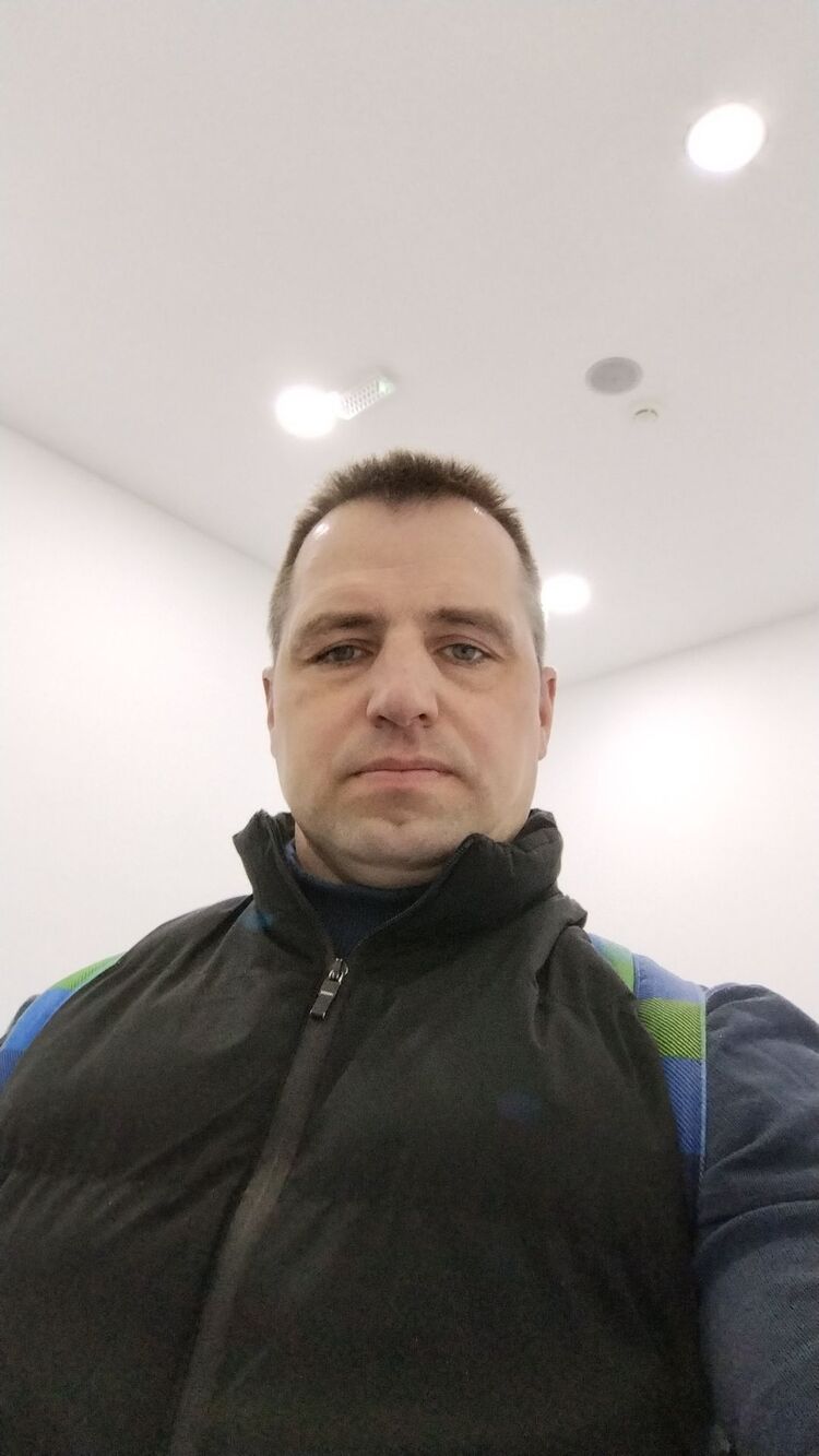  ,   Dima, 44 ,   ,   , c , 