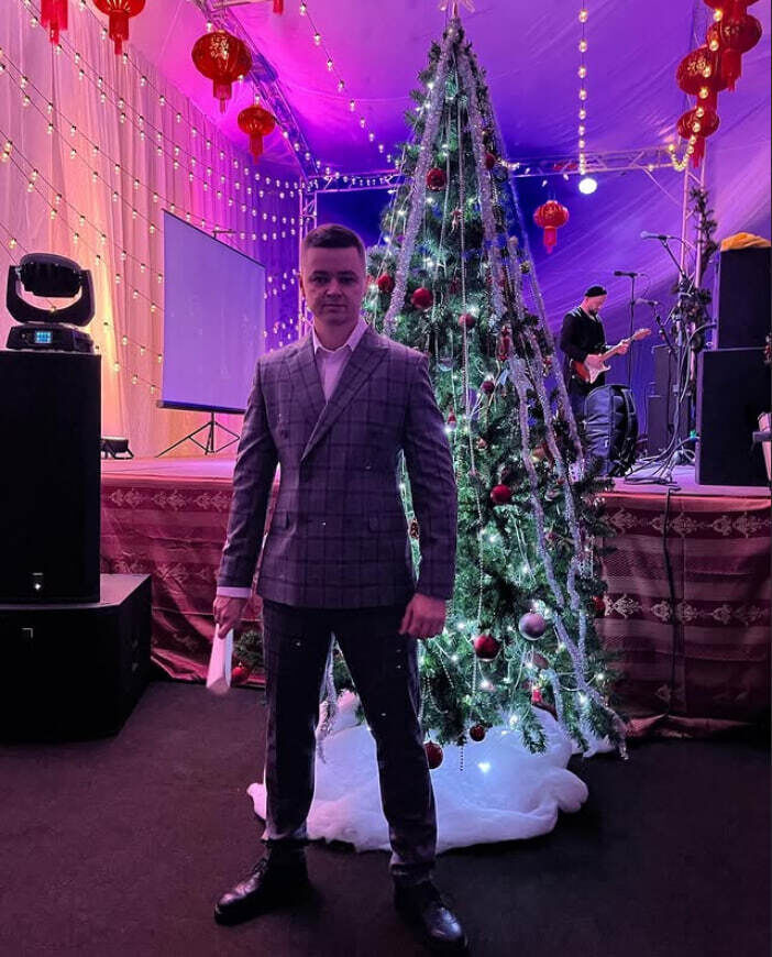 ,   Timurka, 37 ,     , c 