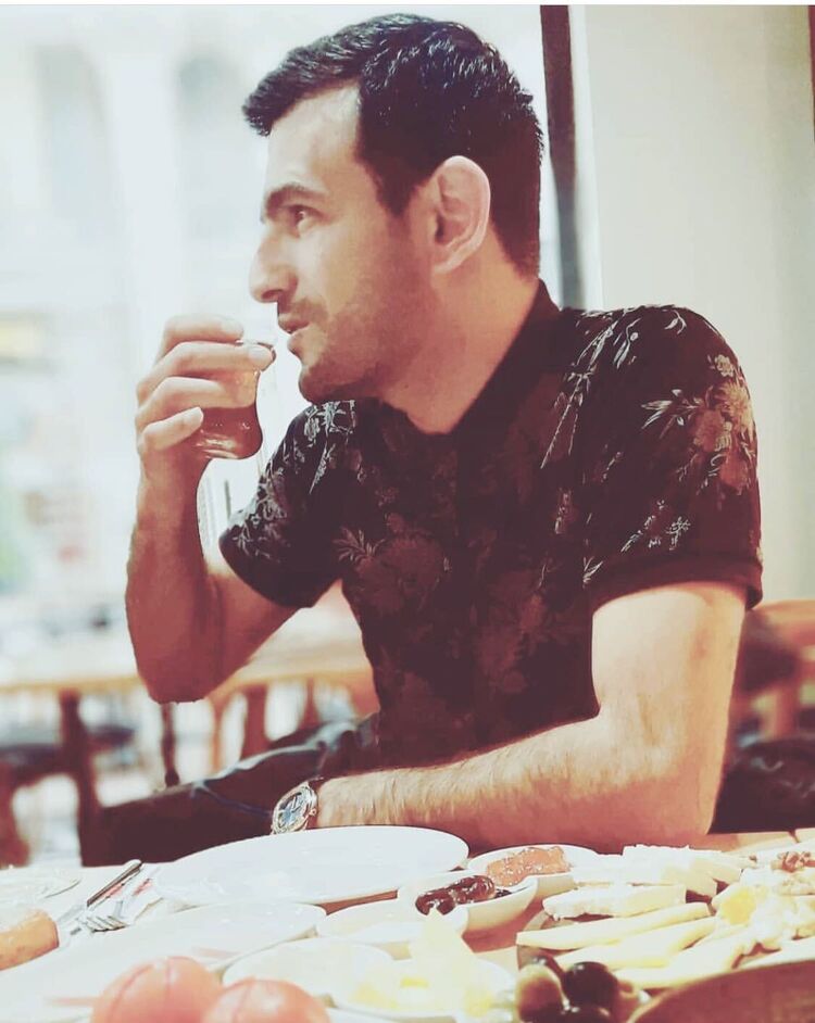  35178270  Ramzi, 33 ,    