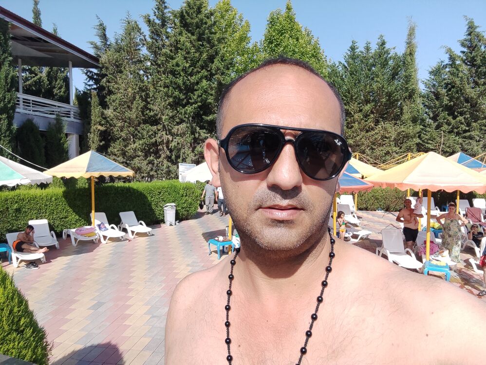  54456130  Orxan, 37 ,    