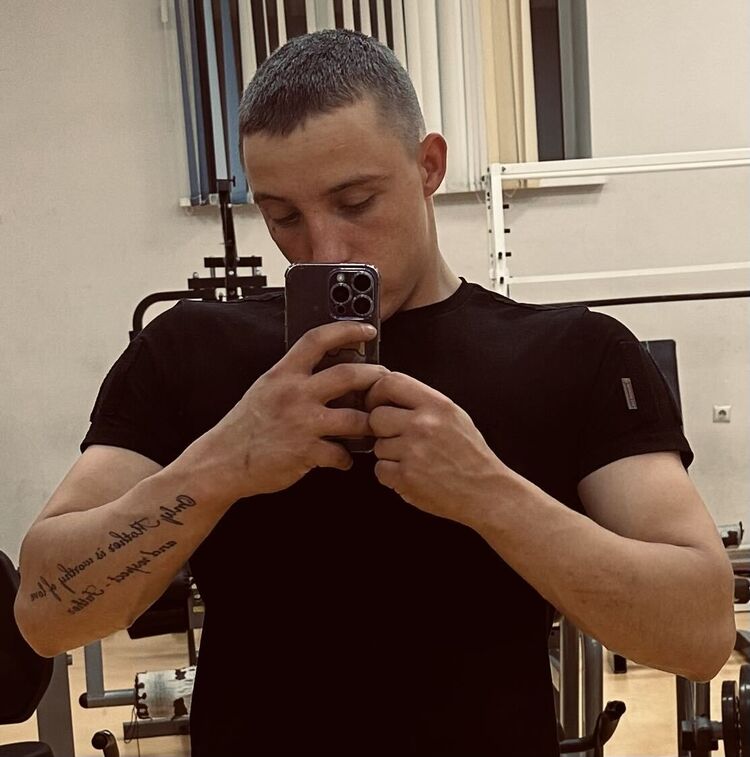 47087780  , 26 ,    