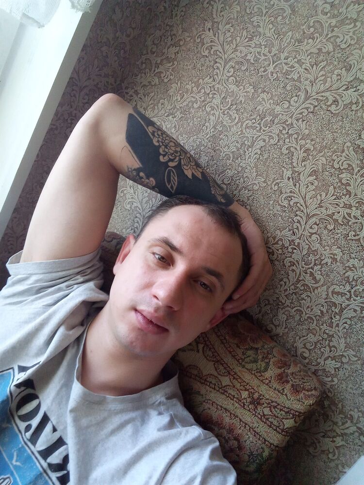  ,   Konan, 27 ,   ,   