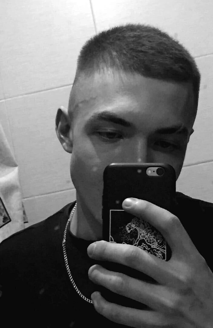  49519990  , 24 ,     