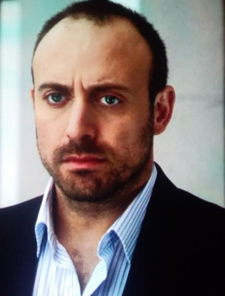  ,   Kenan, 45 ,   ,   , c , 