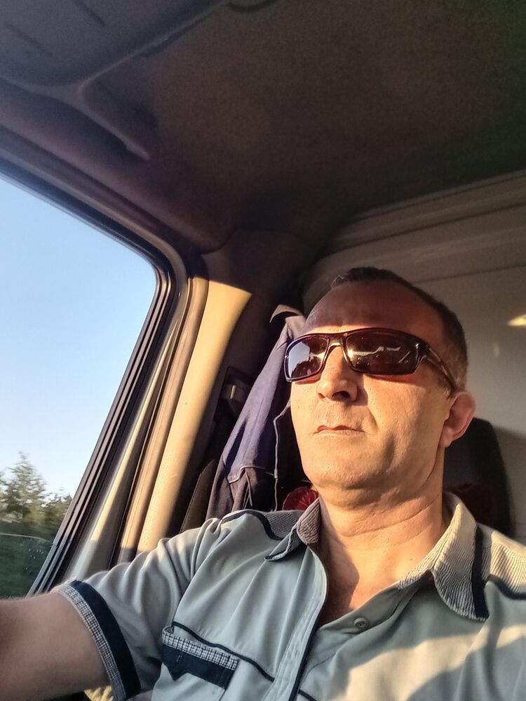  36874520  , 46 ,    