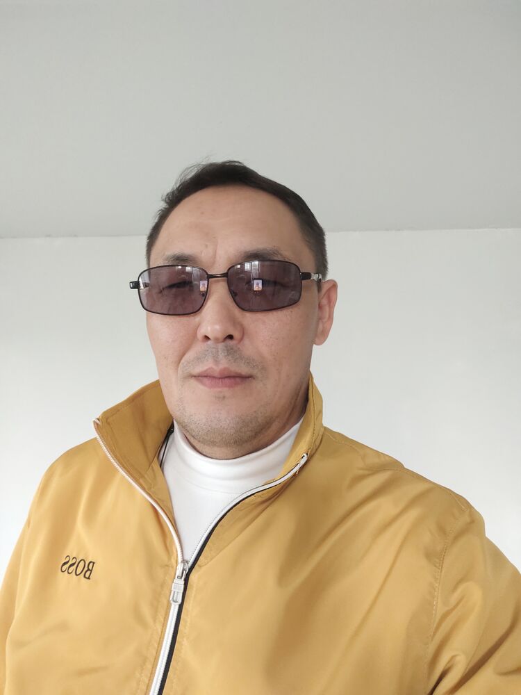  ,   Bolat, 40 ,     , c 