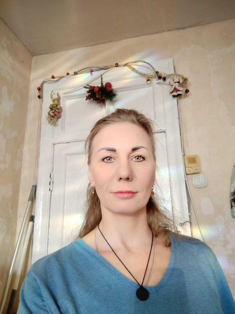  53798180  , 47 ,    -