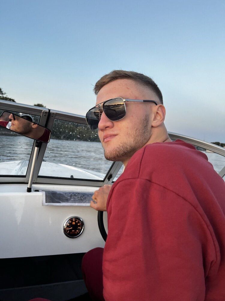  38071140  , 25 ,    -