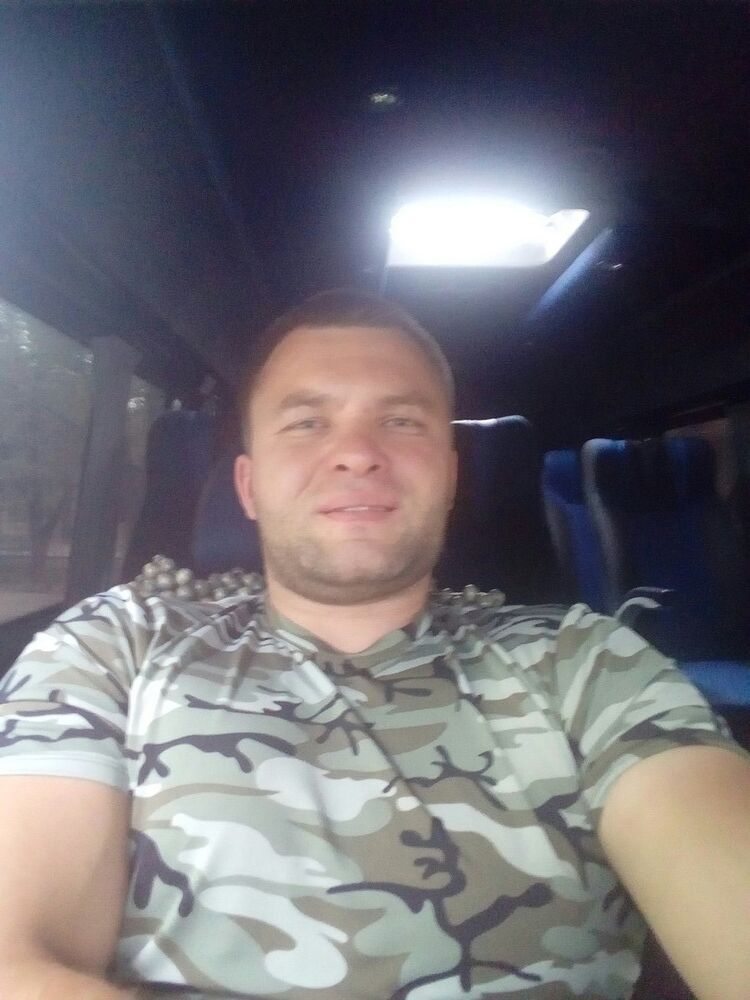  ,   Yurii, 39 ,   ,   , c 