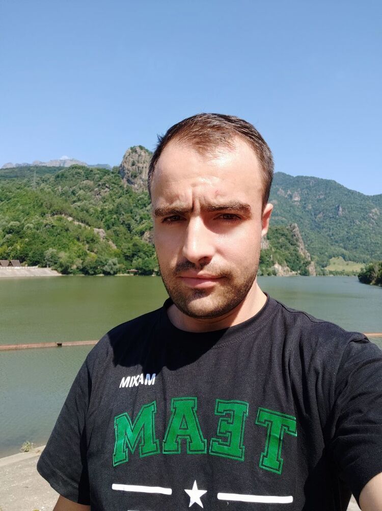  Azor,   Nicu, 33 ,   ,   