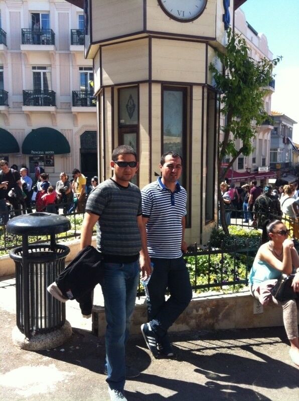  5712550  Sharof, 40 ,    